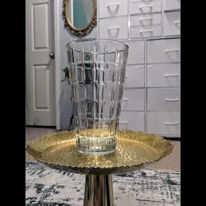 Gorgeous!!! Large Heavy Vintage Syndicate Sales Inc. Flower Vase